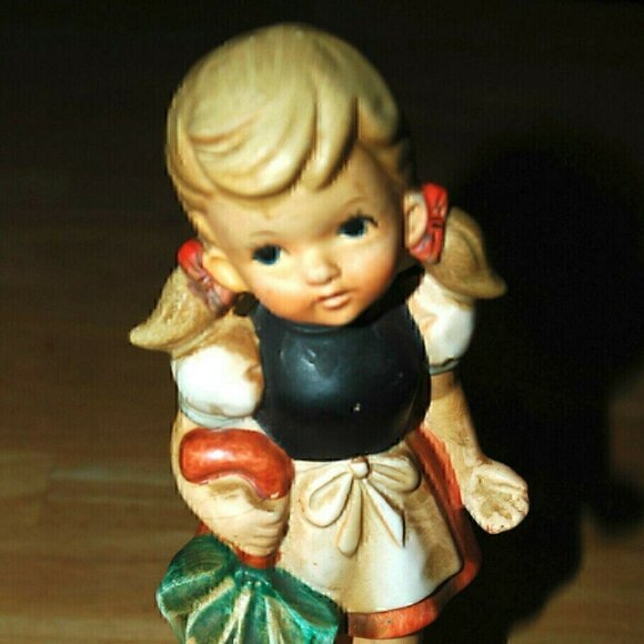 NORLEANS Girl Vintage Figurine Made in Japan - Picture 7 of 9